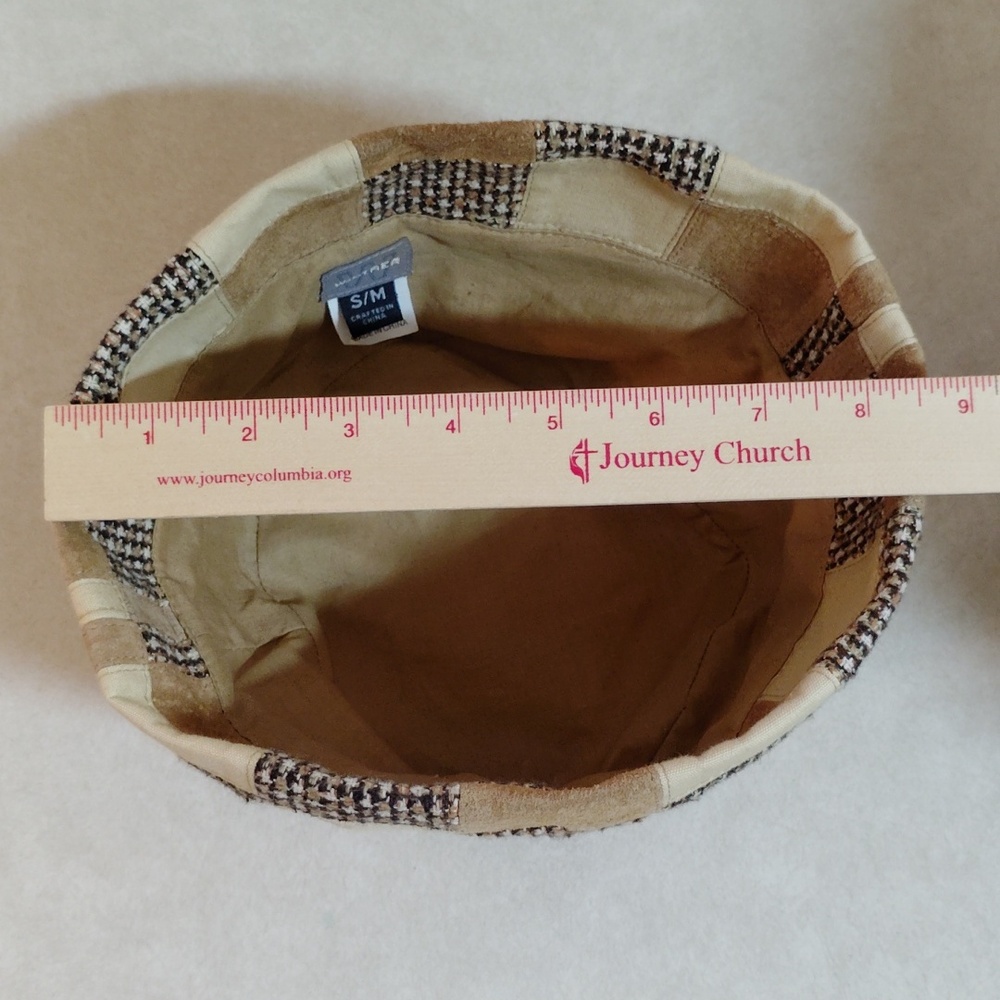 Wilsons Leather Patchwork Bucket Hat in Cream, Tan & Black Houndstooth - Picture 4 of 6